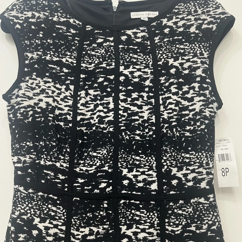 NWT Studio I Black and White Abstract Mini Dress 8P - Picture 5 of 7